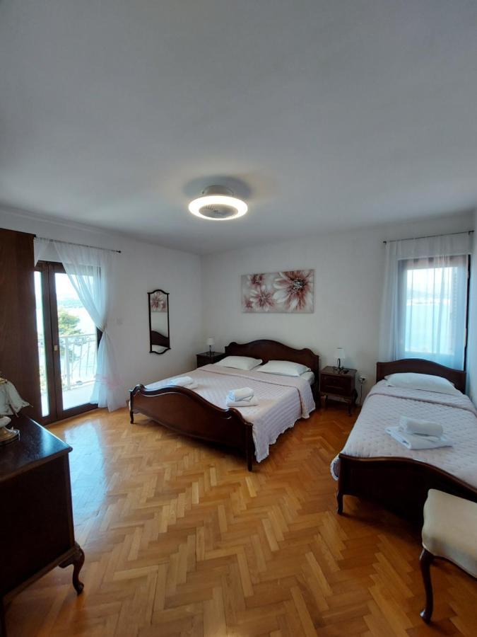Seafront House Nusha Villa Donji Okrug  Екстериор снимка