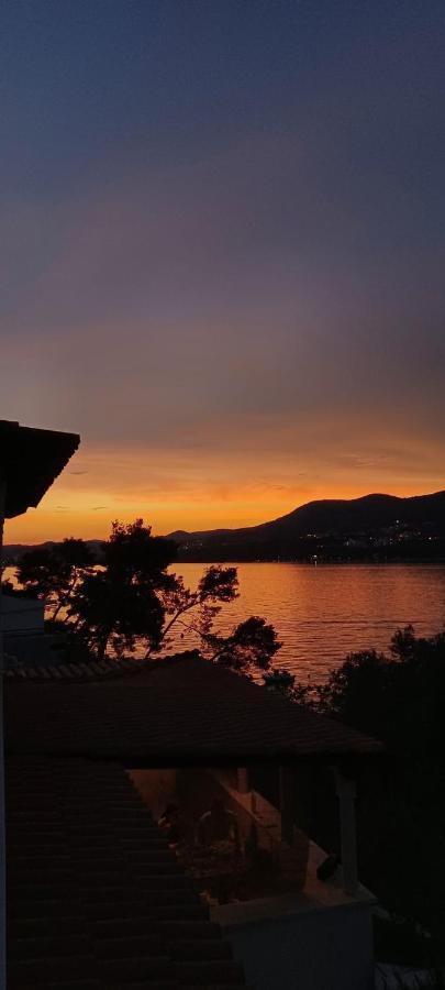 Seafront House Nusha Villa Donji Okrug  Екстериор снимка
